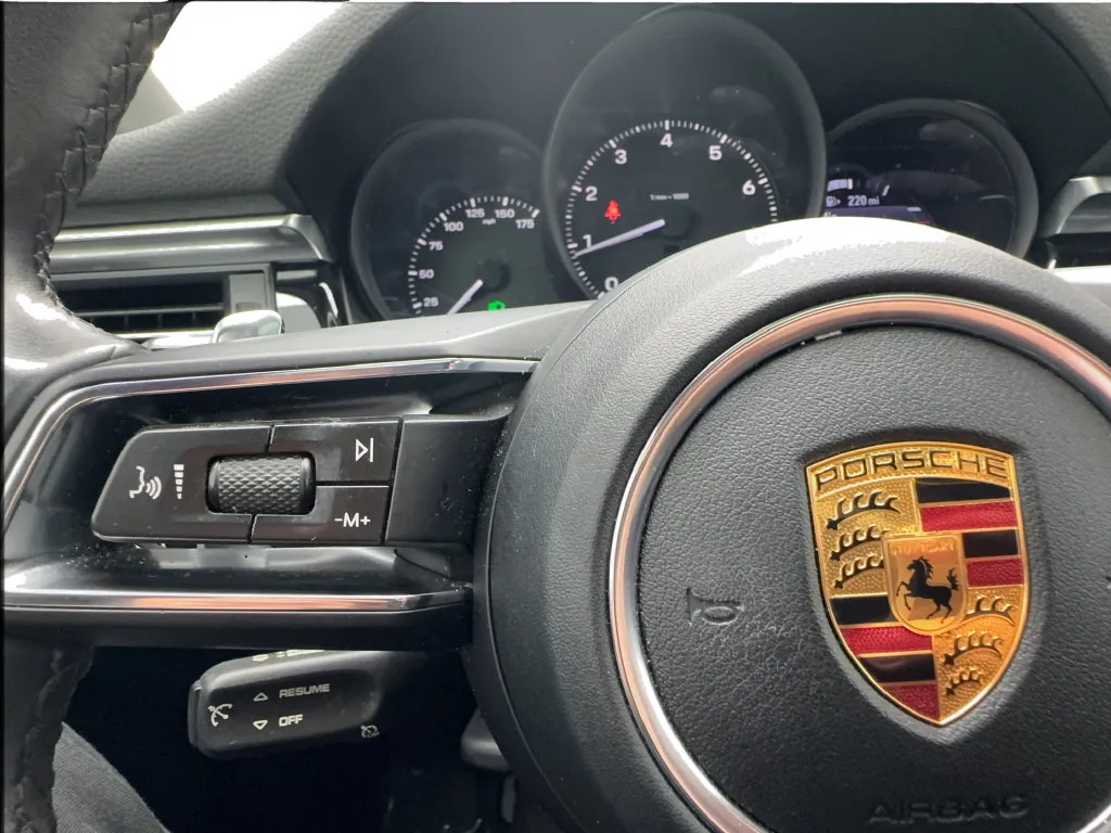 Porsche Macan photo 44