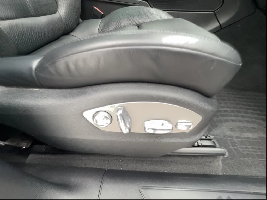 Porsche Macan photo 34