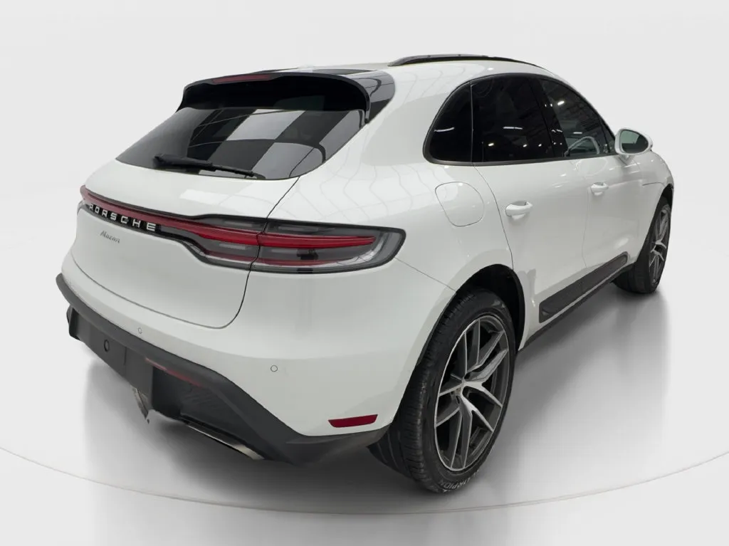 Porsche Macan photo 8