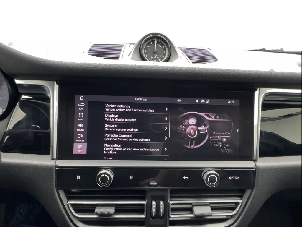 Porsche Macan photo 53