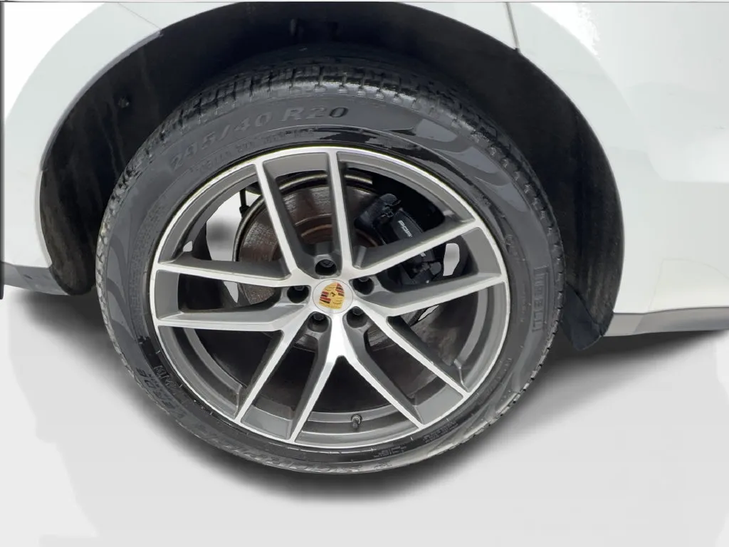 Porsche Macan photo 18