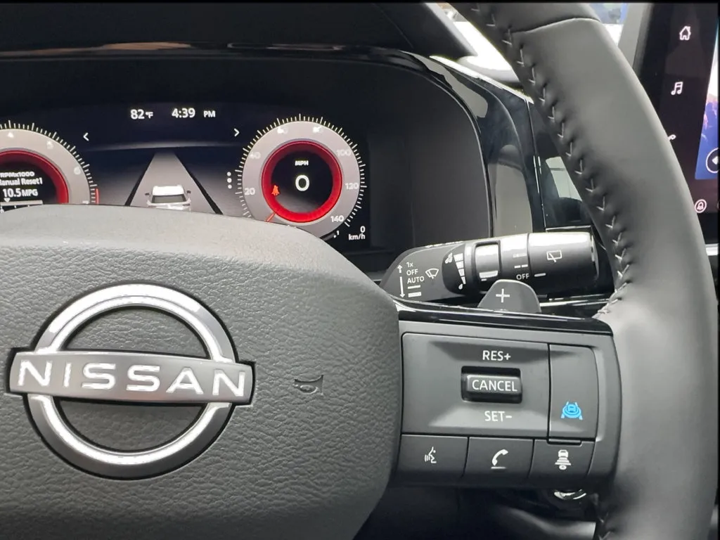 Nissan Pathfinder photo 46