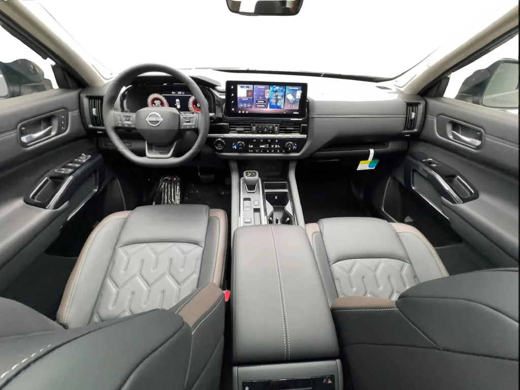 Nissan Pathfinder photo 43
