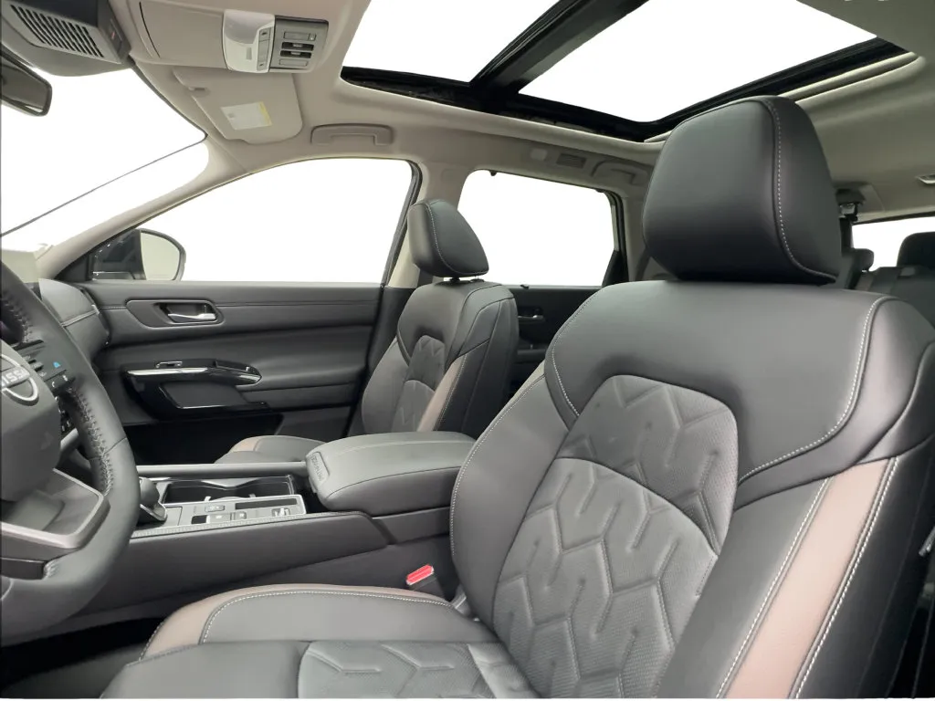 Nissan Pathfinder photo 22
