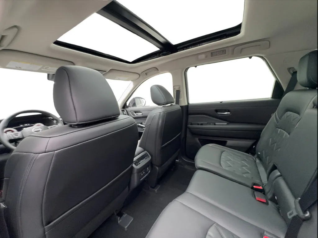 Nissan Pathfinder photo 27