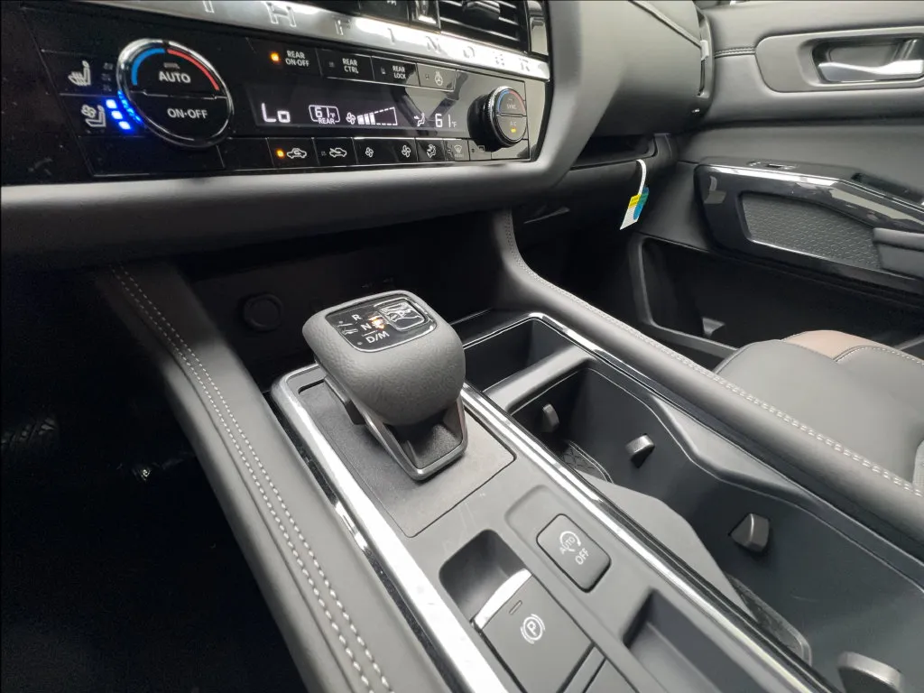 Nissan Pathfinder photo 49