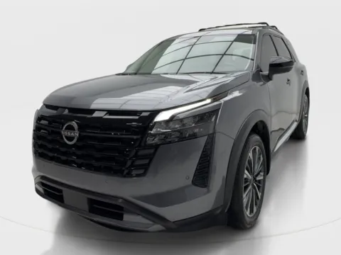More photos of 2026 Nissan Pathfinder Platinum at Autos of Dallas - Plano, TX