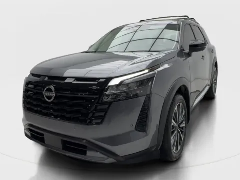 More photos of 2026 Nissan Pathfinder Platinum at Autos of Dallas - Plano, TX