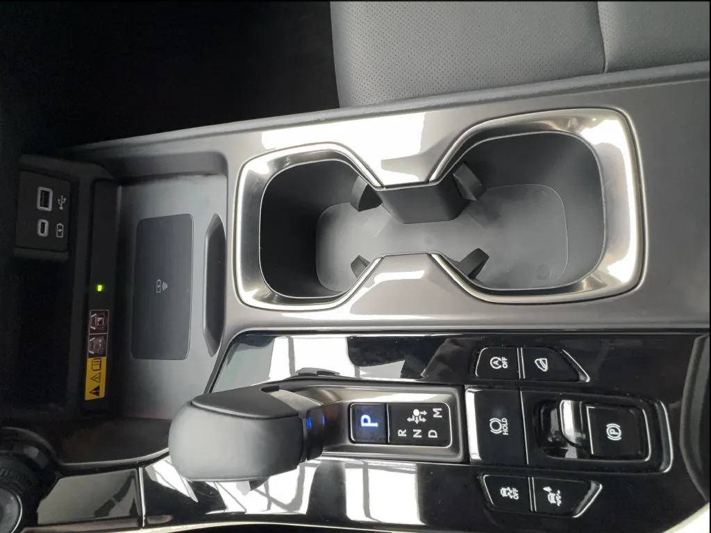Lexus NX photo 46