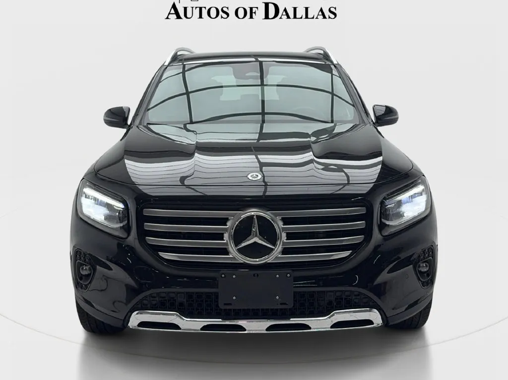 Mercedes-Benz GLB photo 4