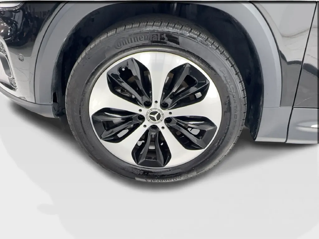 Mercedes-Benz GLB photo 15
