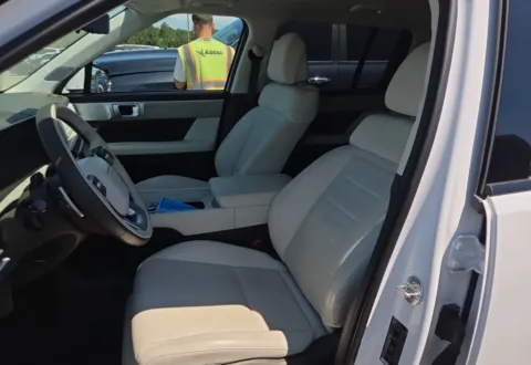 More photos of 2024 Hyundai Santa Fe Calligraphy at Autos of Dallas - Plano, TX