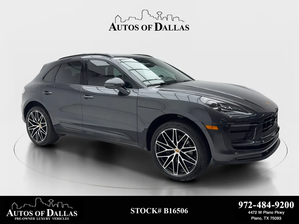 2024 Porsche Macan -'s photo