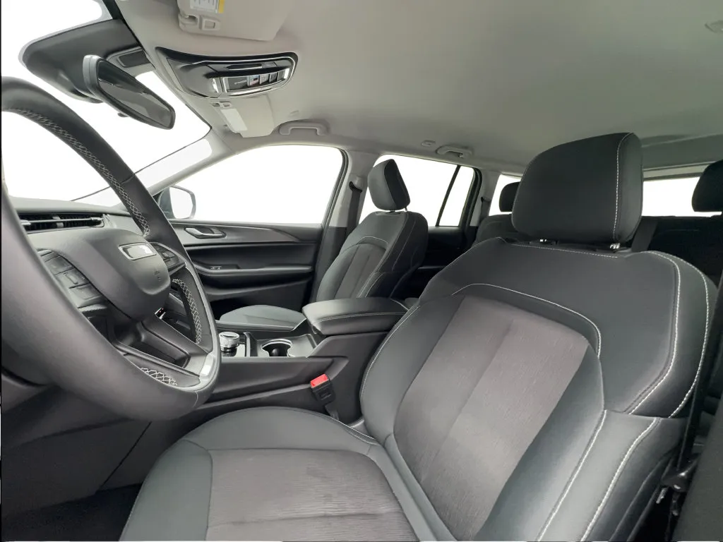 Jeep Grand Cherokee photo 20
