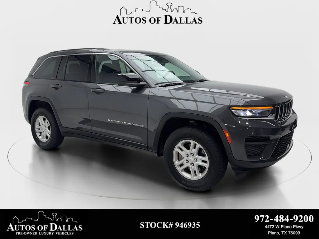 Gray 2024 Jeep Grand Cherokee Laredo for sale in Plano, TX