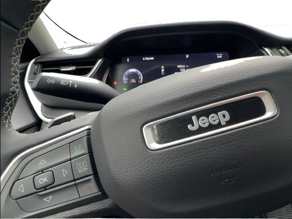 Jeep Grand Cherokee photo 42
