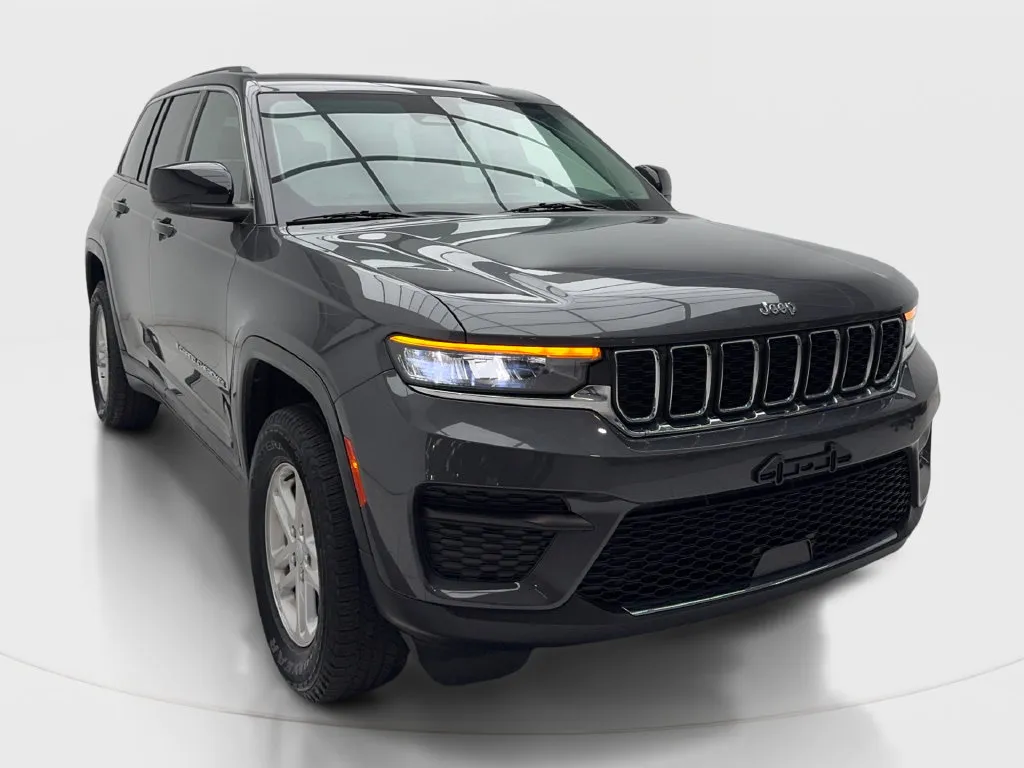 Jeep Grand Cherokee photo 3