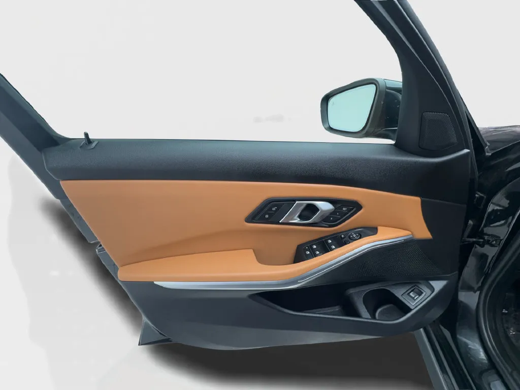 BMW 3 Series photo 25