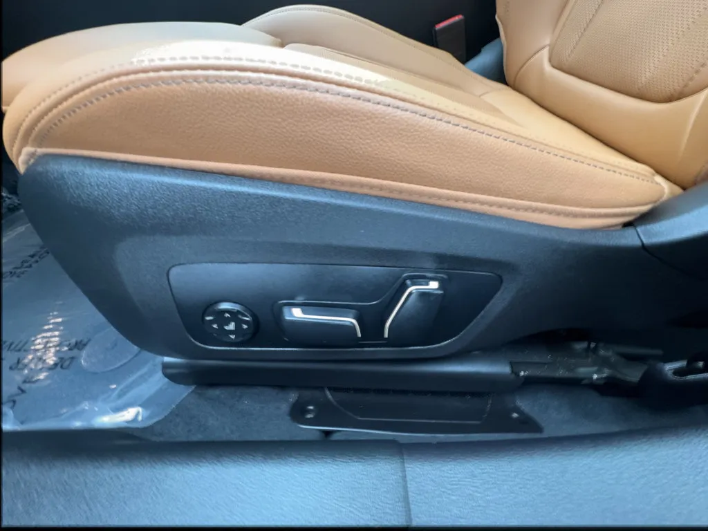 BMW 3 Series photo 23
