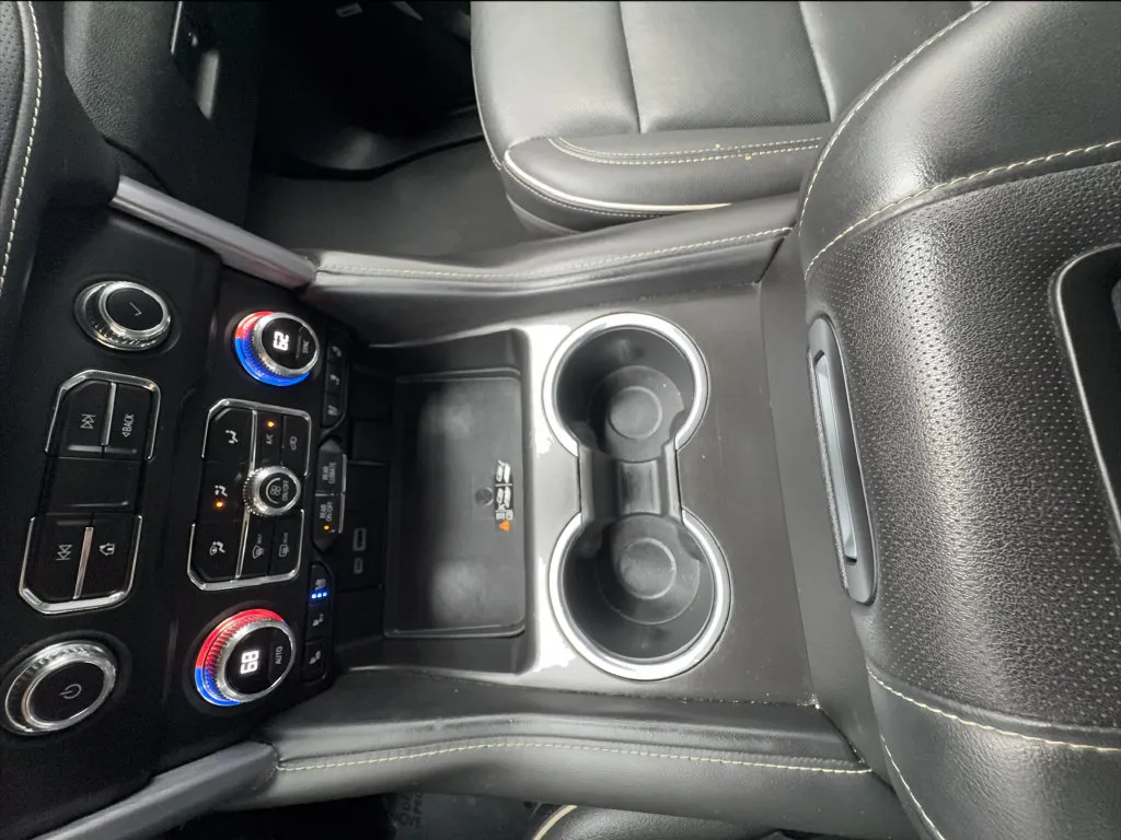 GMC Yukon photo 47