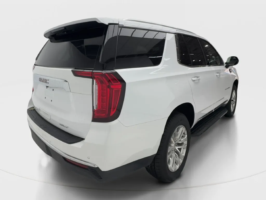 GMC Yukon photo 8