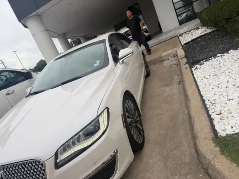 More photos of 2019 Lincoln MKZ Reserve at Autos of Dallas - Plano, TX