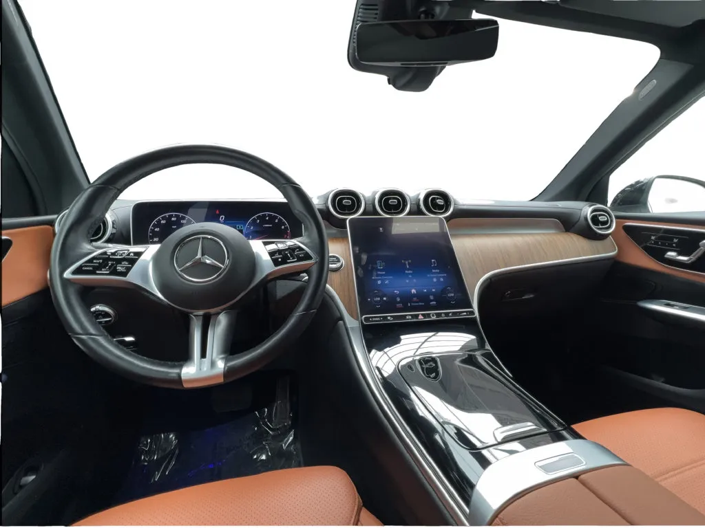 Mercedes-Benz GLC photo 20