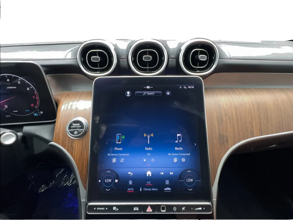 Mercedes-Benz GLC photo 32