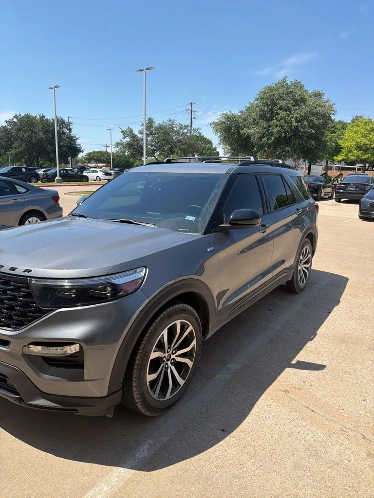 Gray 2023 Ford Explorer ST-Line for sale in Plano, TX