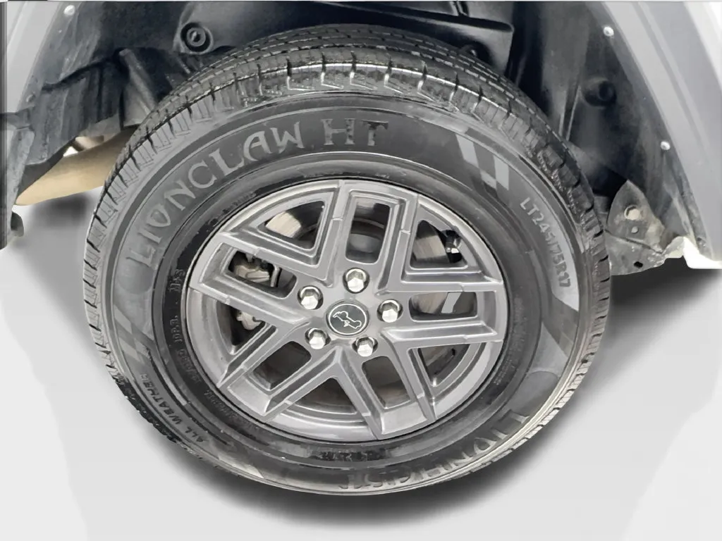 Jeep Wrangler photo 16