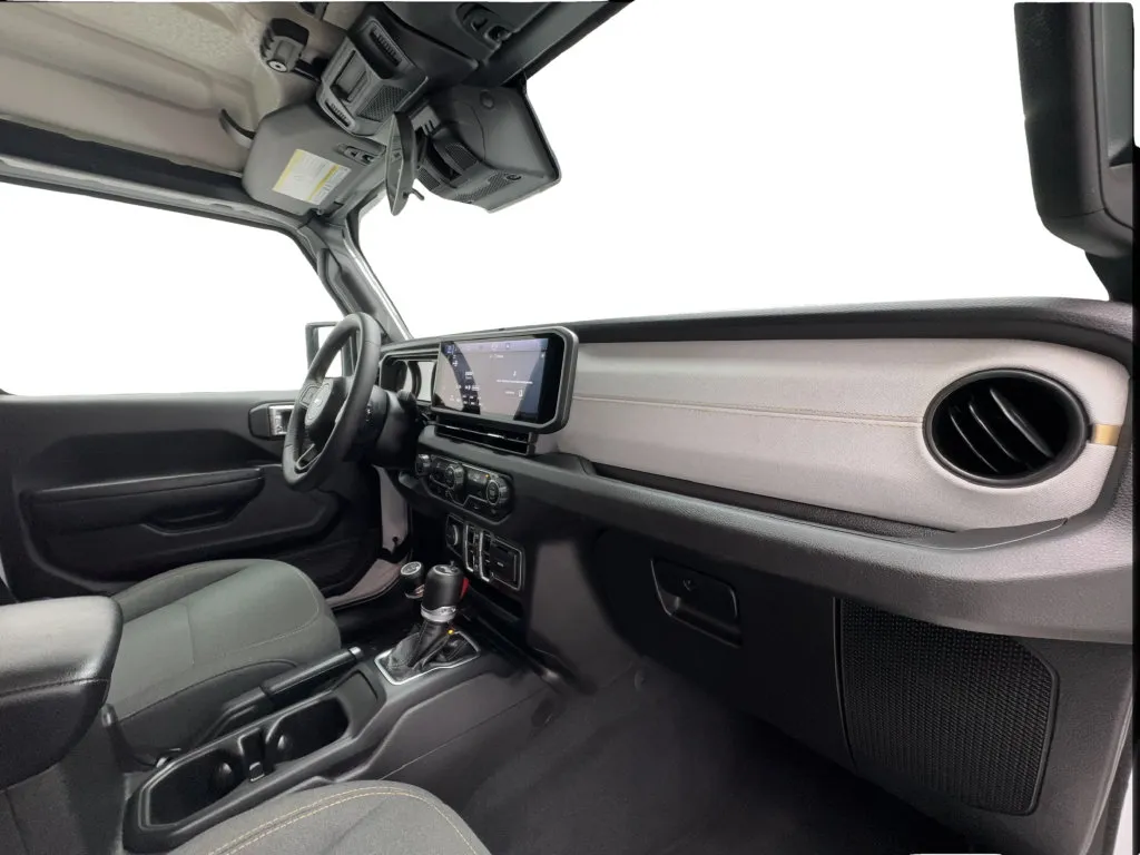 Jeep Wrangler photo 29