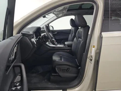More photos of 2023 Audi Q7 45 Premium at Autos of Dallas - Plano, TX