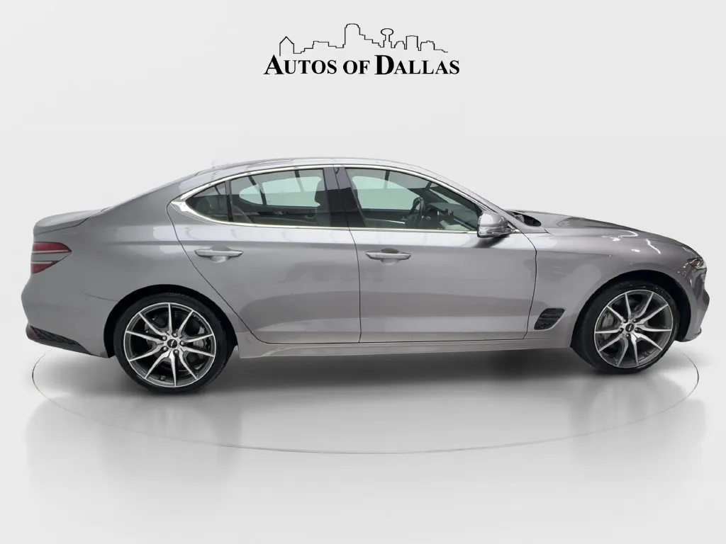 Genesis G70 photo 7