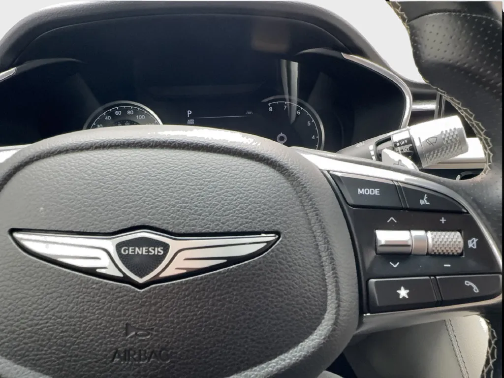 Genesis G70 photo 43