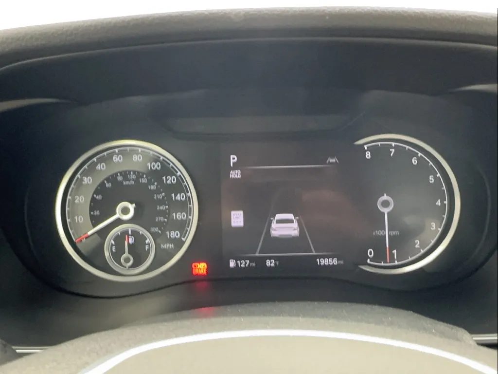 Genesis G70 photo 42