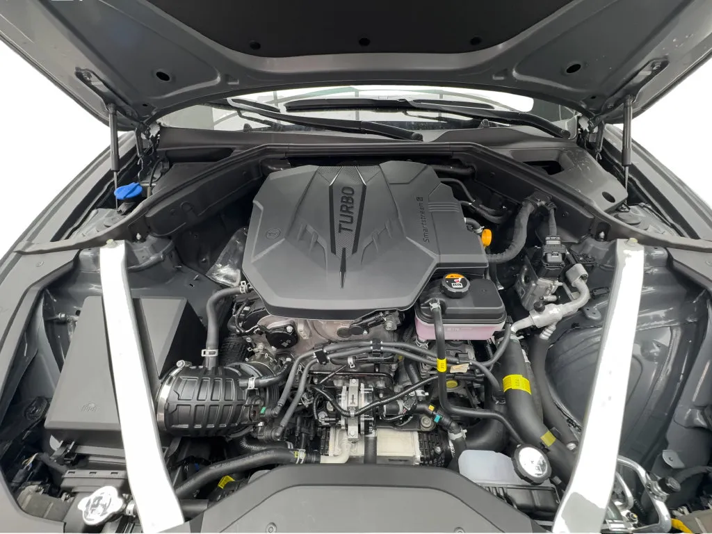 Genesis G70 photo 19