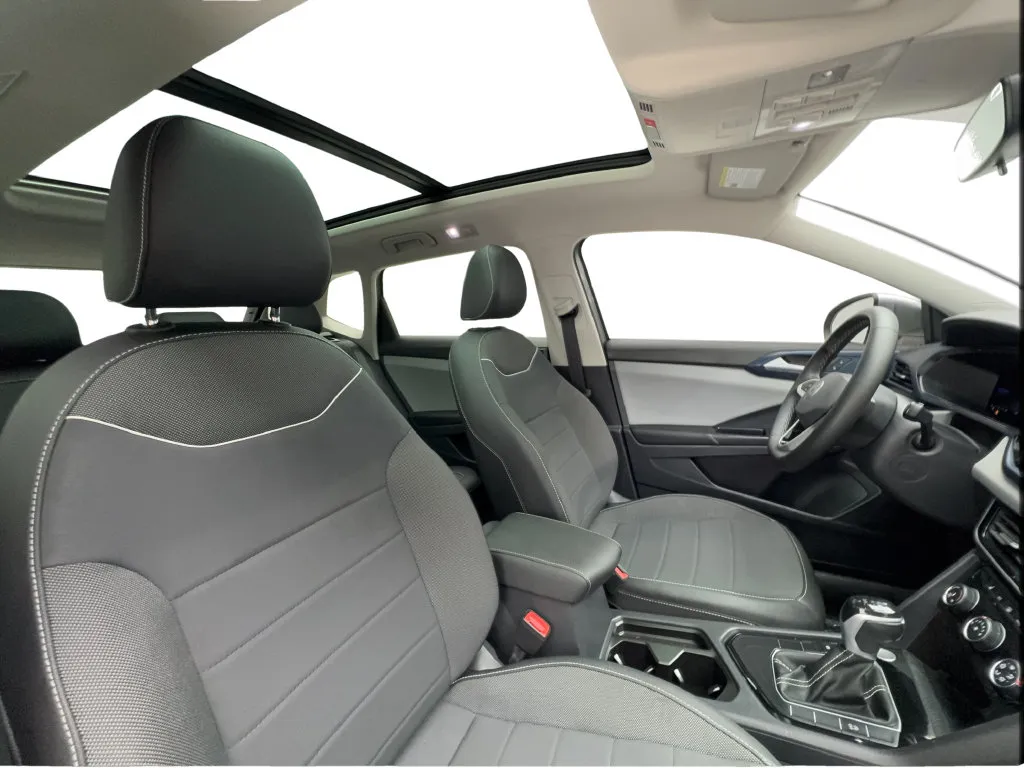 Volkswagen Taos photo 33