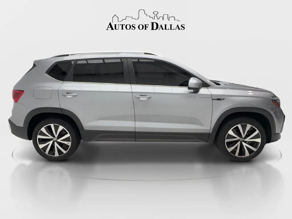 Volkswagen Taos photo 7