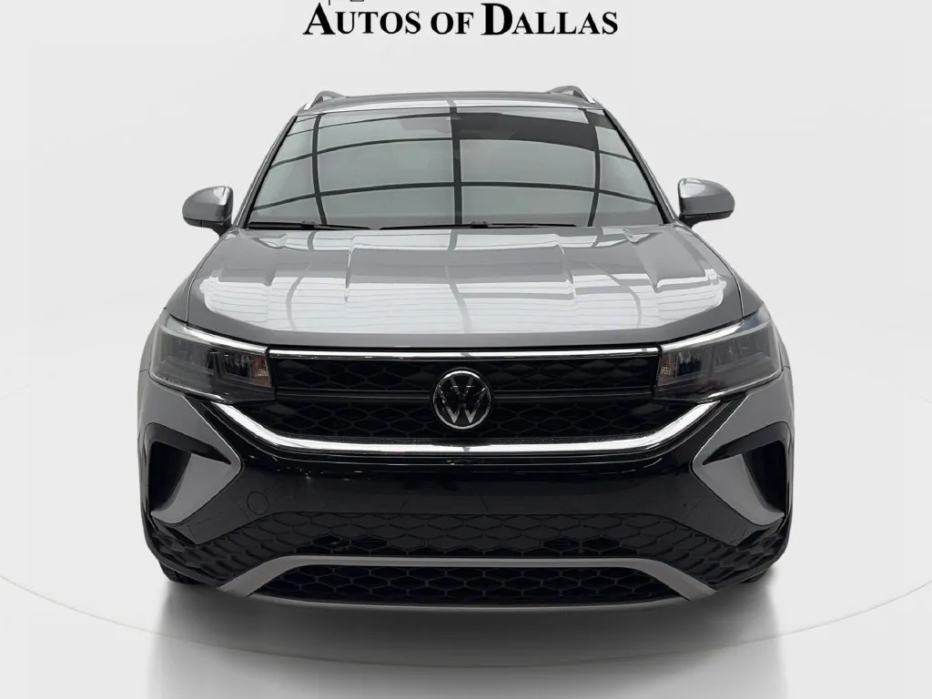 Volkswagen Taos photo 4