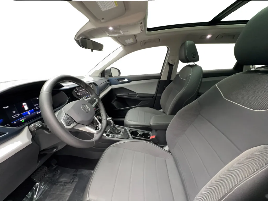 Volkswagen Taos photo 22