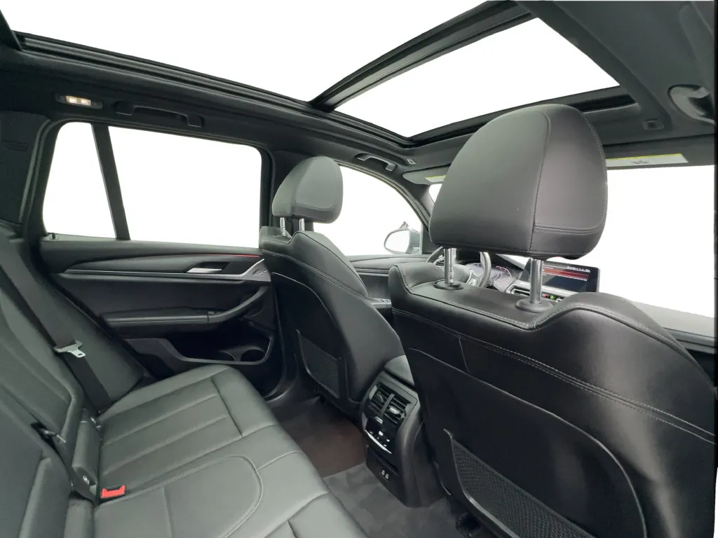 BMW X3 photo 29