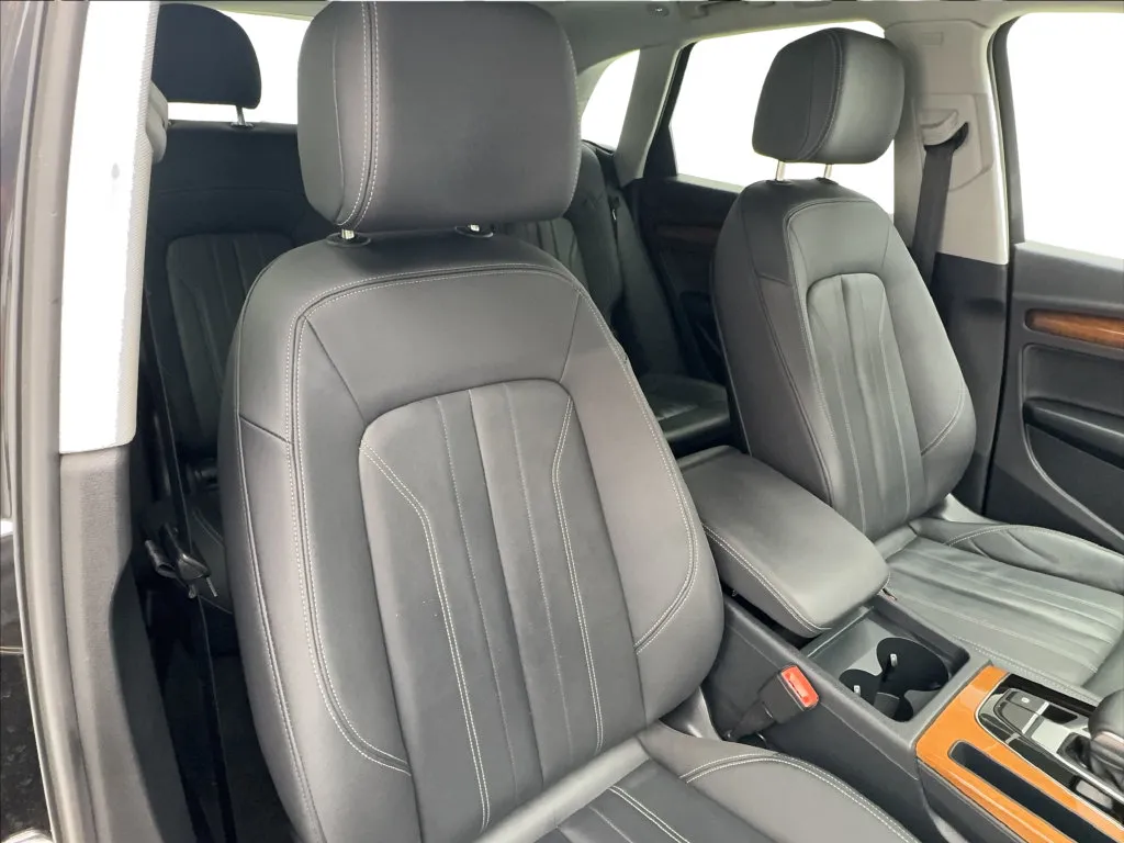 Audi Q5 photo 12