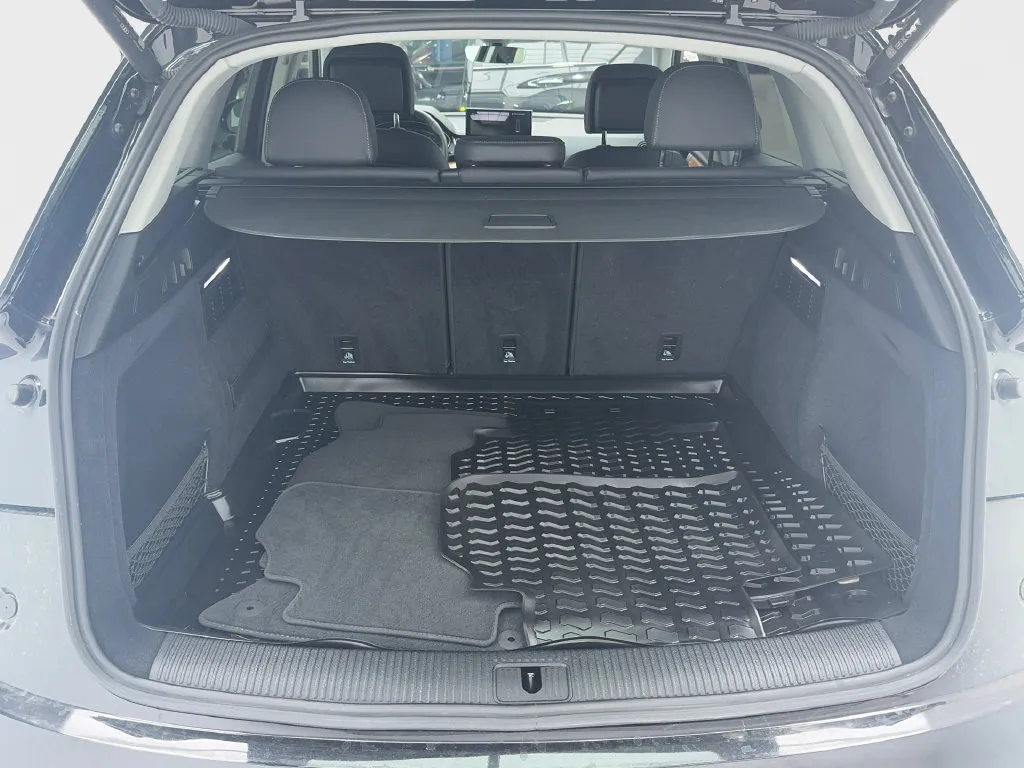 Audi Q5 photo 8