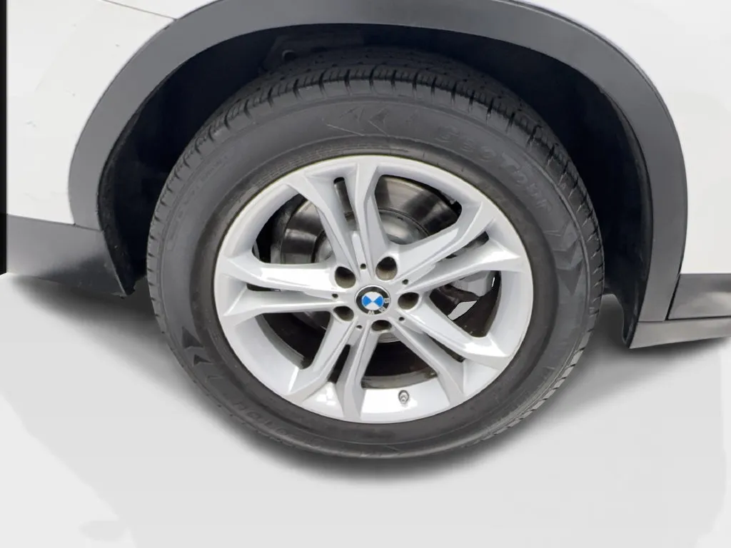 BMW X3 photo 16