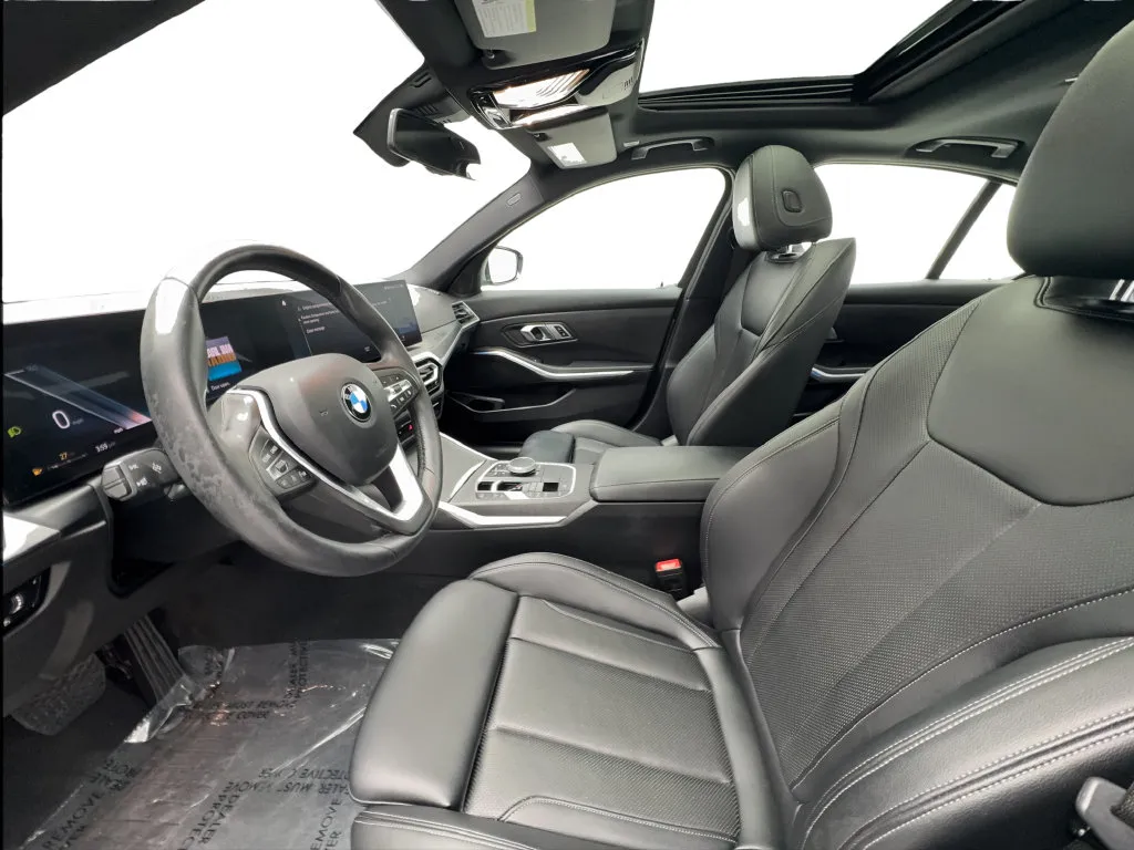 BMW 3 Series photo 22