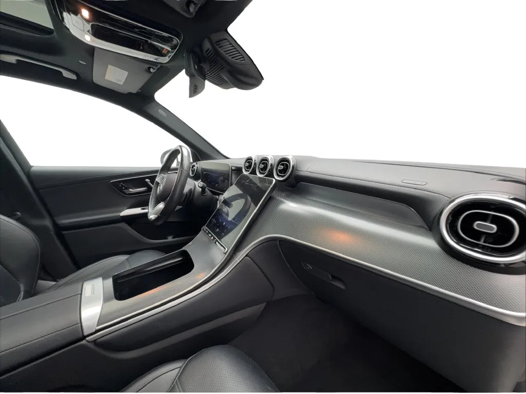 Mercedes-Benz GLC photo 33