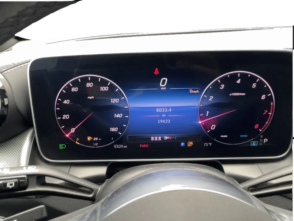 Mercedes-Benz GLC photo 39