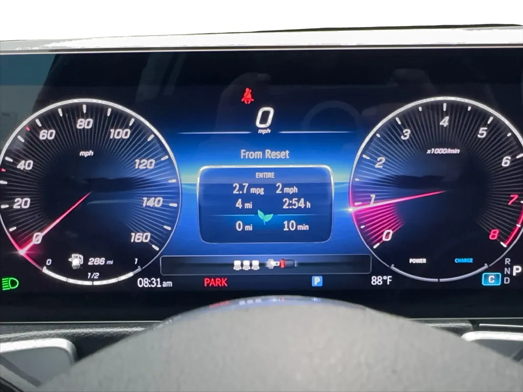 Mercedes-Benz GLB photo 40