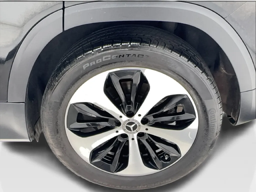 Mercedes-Benz GLB photo 14