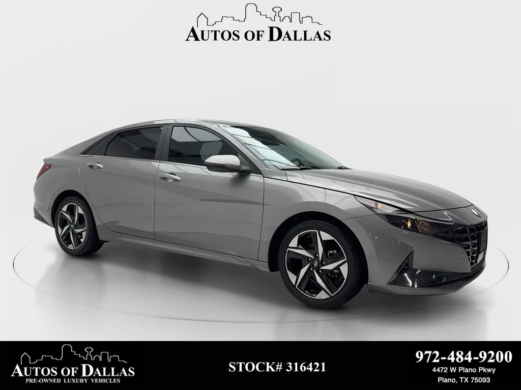 Silver 2022 Hyundai Elantra SEL for sale in Plano, TX